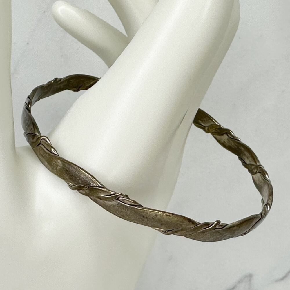 Vintage Silver Tone Flat Braided Bangle Bracelet Twisted Ribbon Minimalist ✨